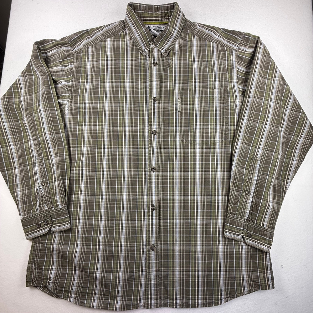 Columbia Men’s Green Plaid Long Sleeve Button Up Shirt Large